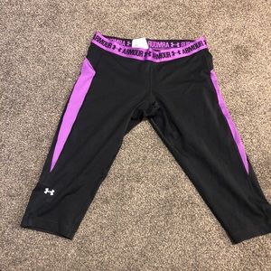 Under Armour compression capris